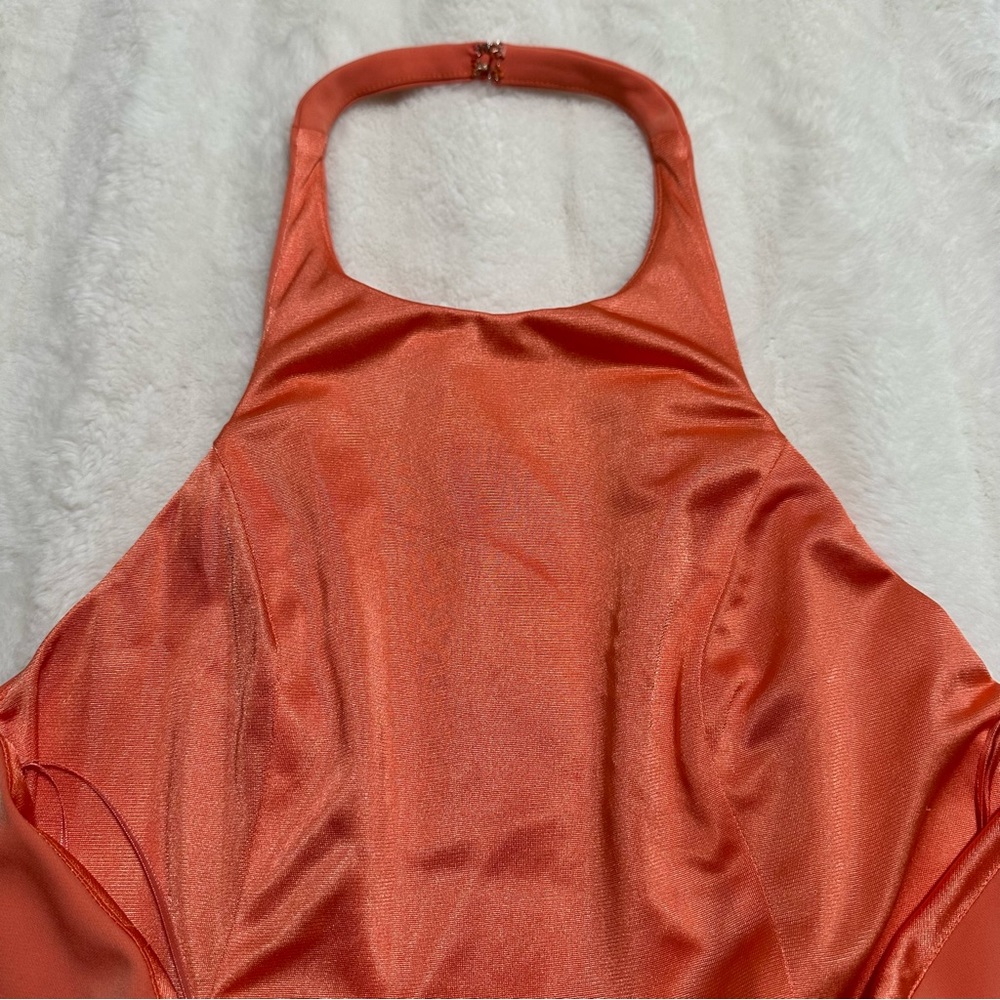 Jay Godfrey Papaya Orange Benioff Open Back Halter Mini
Dress Size 10 - Picture 12 of 15